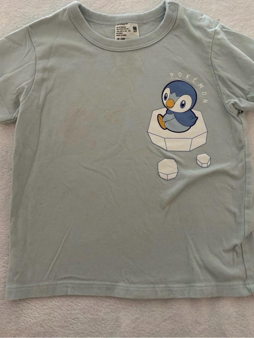 Pokemon Piplup Character Tee (Uniqlo Release) PLAY! HAS STAINING!!